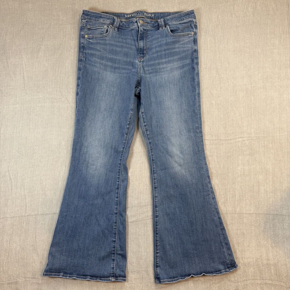 American Eagle Next Level Stretch Low Rise Flare Jeans Women’s 16R Blue Denim